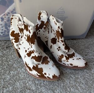 Rodeo Cowboy Boots 6.5 Altar'd State Cow Print Suede Cowgirl Boho Western
